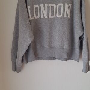 Lou & Grey Gray 'LONDON' Pullover Crewneck Sweatshirt